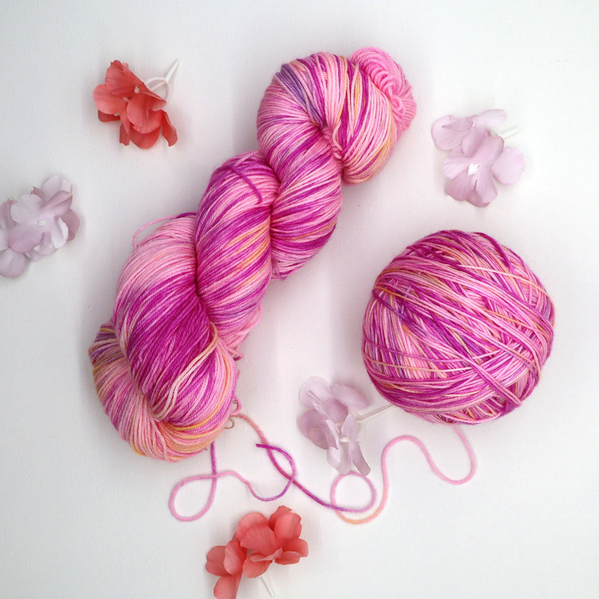Blossom Breeze Beanie Crochet Pattern (Digital PDF Download)