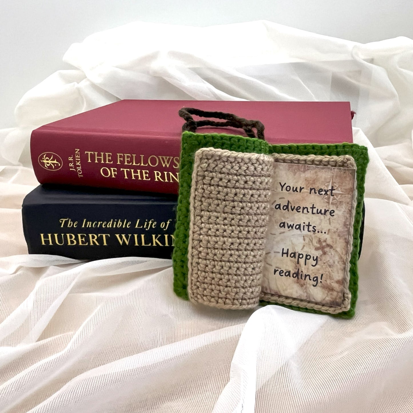Book Lovers Gift Tag Crochet Pattern (Digital PDF Download)