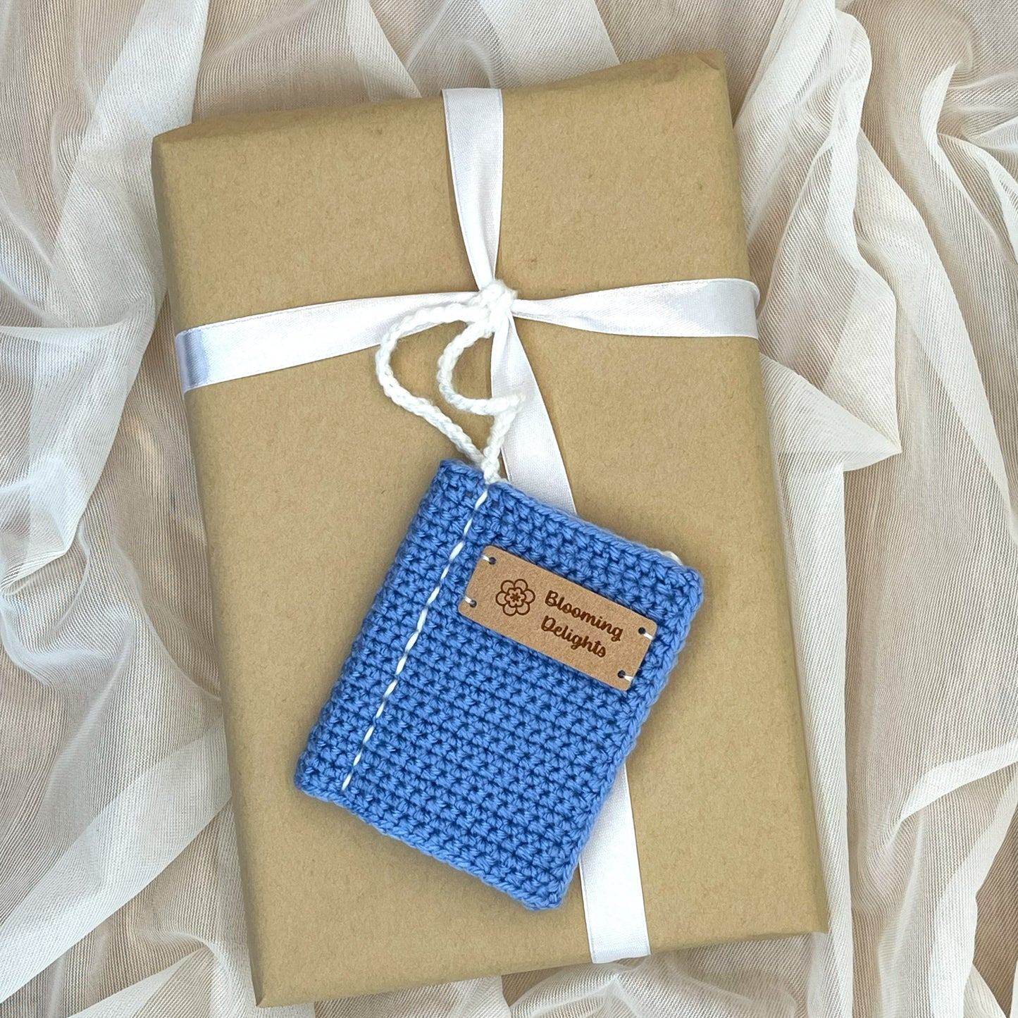Book Lovers Gift Tag Crochet Pattern (Digital PDF Download)