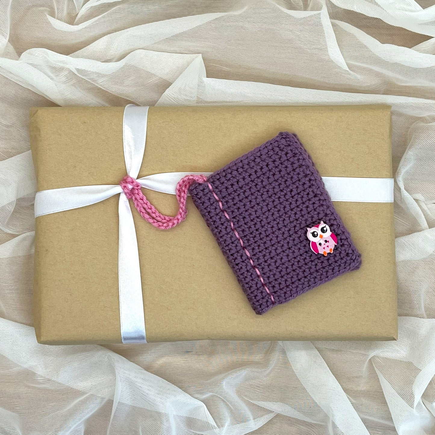 Book Lovers Gift Tag Crochet Pattern (Digital PDF Download)