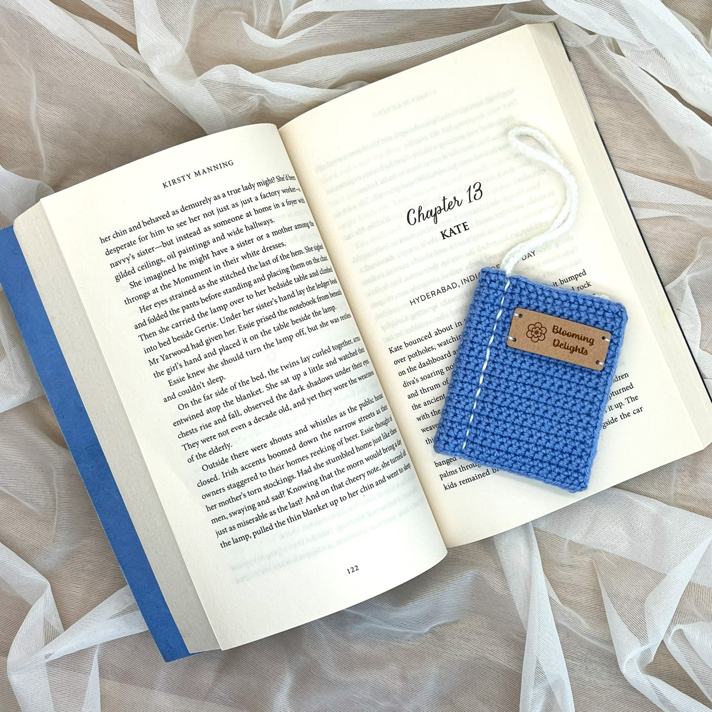 Book Lovers Gift Tag Crochet Pattern (Digital PDF Download)
